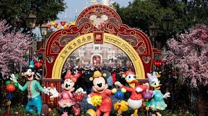 Shanghai Disney shuts to prevent spread of virus